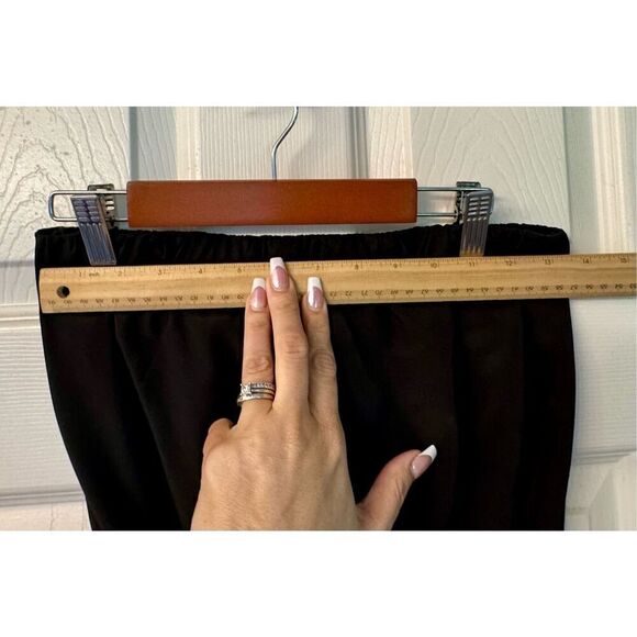 BCBGeneration Asymmetrical Hem Strapless Draped Bodice Feminine Black Dress M - Picture 8 of 9